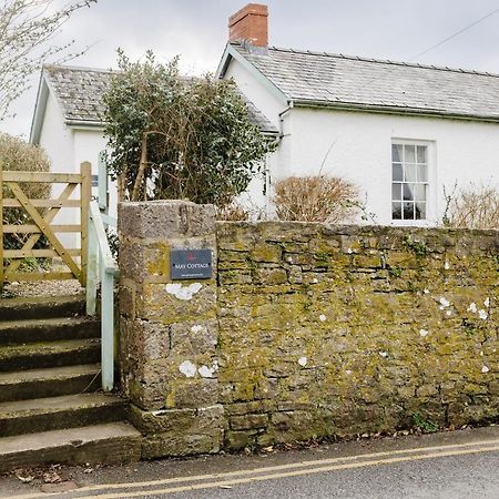 May Tree Cottage Manorbier 5 Mins From The Beach Sleeps 4 Екстериор снимка