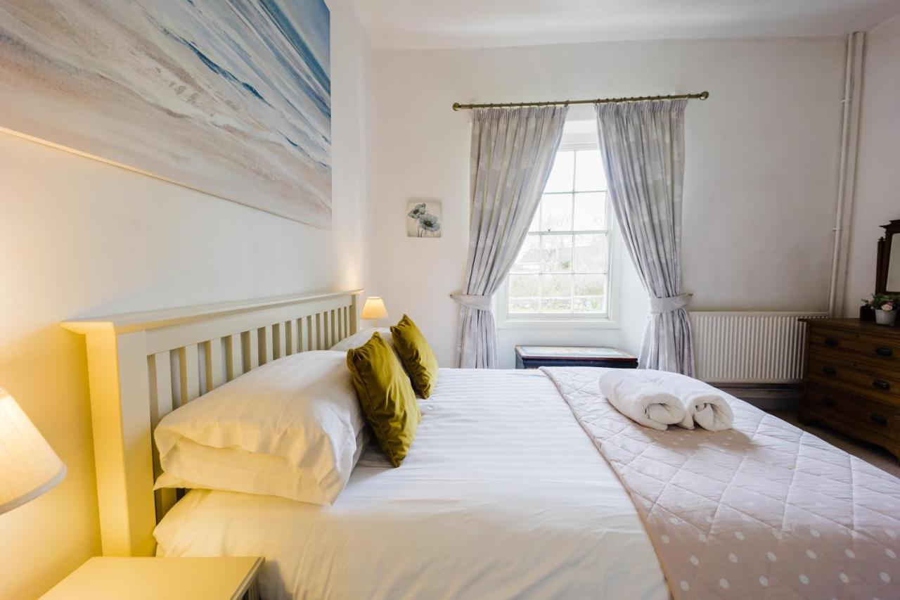 May Tree Cottage Manorbier 5 Mins From The Beach Sleeps 4 Екстериор снимка