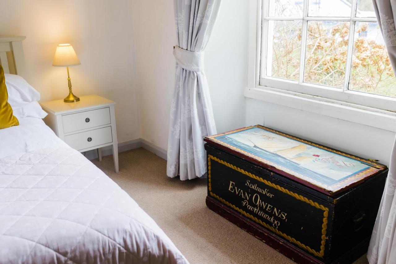 May Tree Cottage Manorbier 5 Mins From The Beach Sleeps 4 Екстериор снимка