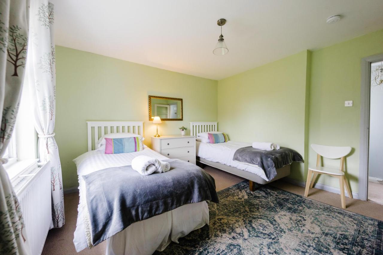 May Tree Cottage Manorbier 5 Mins From The Beach Sleeps 4 Екстериор снимка